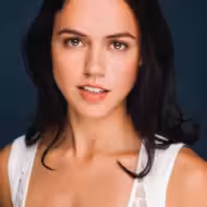 Nina Kiri