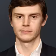 Evan Peters