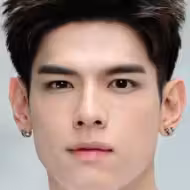 จักริน ภูริพัฒน์